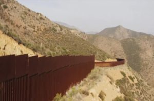 《墨西哥围墙》电影解说文案